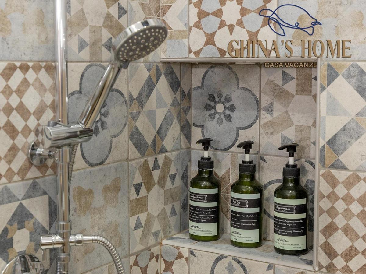 Ghina'S Home Napoli Eksteriør billede